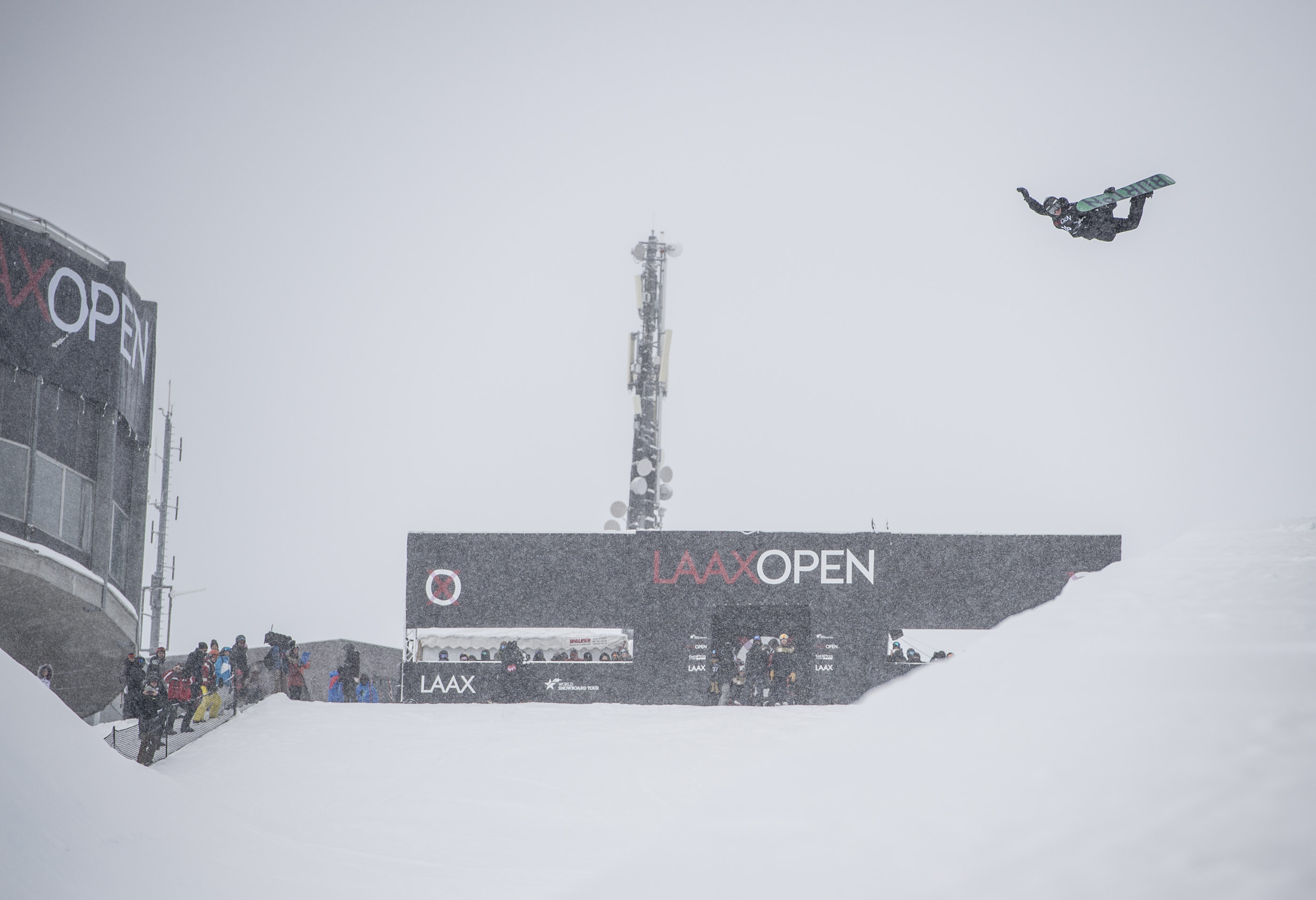 LAAX Freestyle - Snowboard Halfpipe Documentary - Highlight