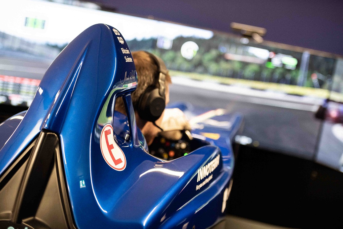 Racing Unleashed 2021 - Race 6 - Silverstone (GBR) - Clips