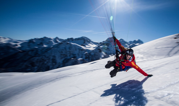 Outdoorsportsteam Paragliding - The Dream of Flight