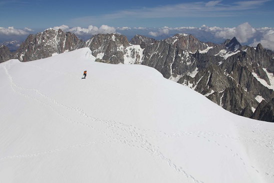 Dani Arnold - Speed Record 2018 - Walkerspur/Grandes Jorasses (Mont Blanc Massif)